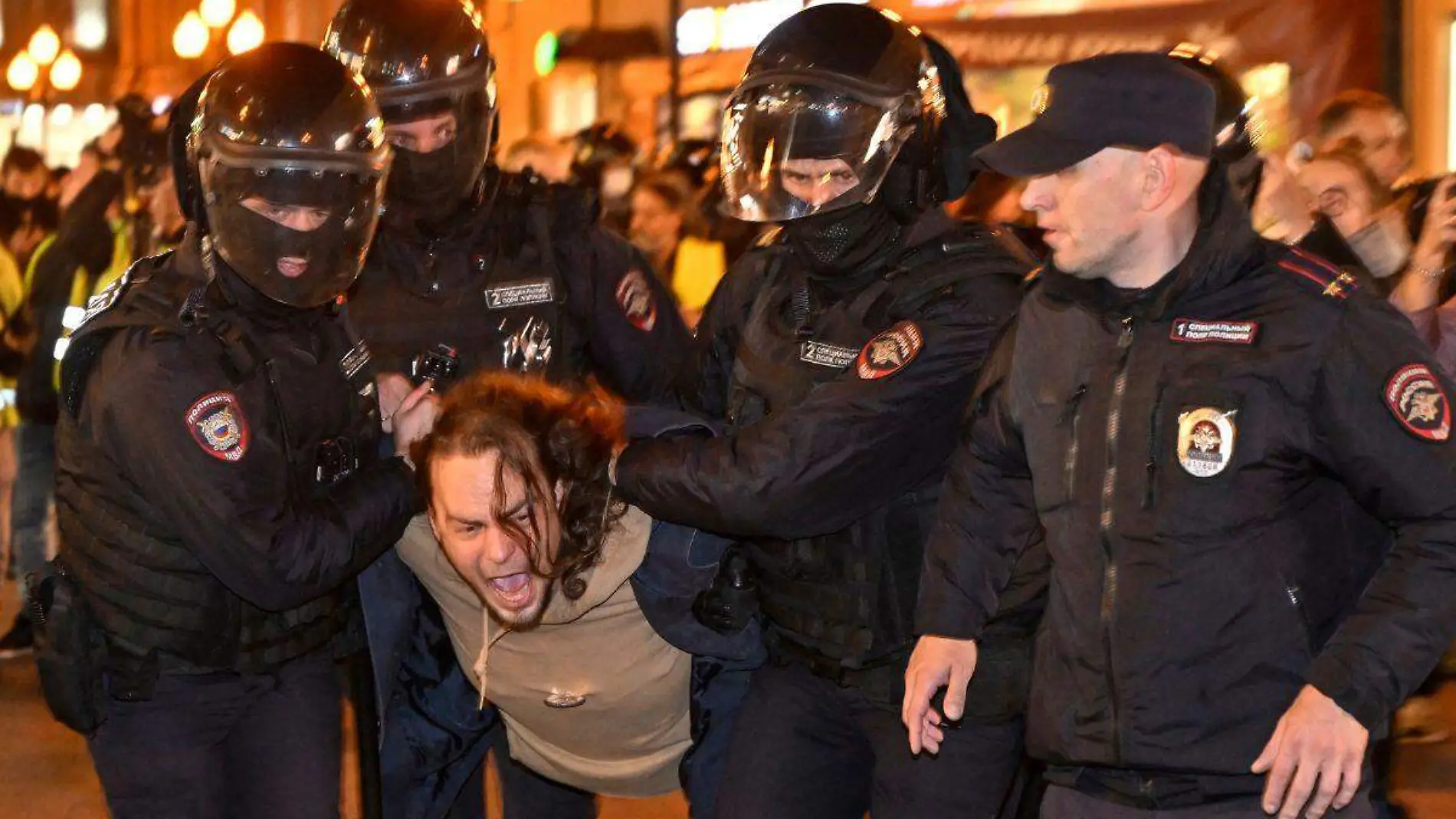 Detienen a cientos de rusos por manifestaciones contra movilización de reservas por guerra en Ucrania